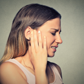 Klasyfikacja kliniczna bólu twarzy: praktyka kliniczna oparta na dowodach