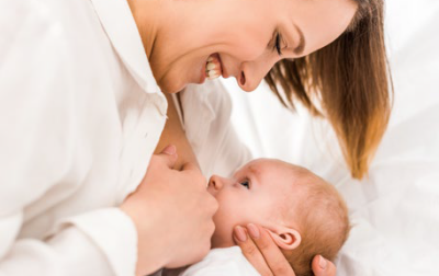 Mleko matki – choć nie każdej – chroni przed COVID-19