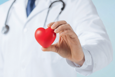 Czy wiek ma wpływ na przebieg rehabilitacji kardiologicznej?