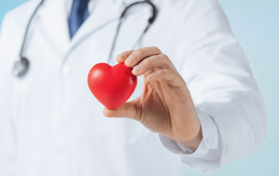 Czy wiek ma wpływ na przebieg rehabilitacji kardiologicznej?