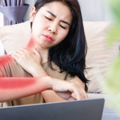 Doświadczenia fizjoterapeutów i terapeutów ruchowych w zakresie postępowania z osobami aktywnymi zawodowo mającymi dolegliwości ramienia, szyi i barku