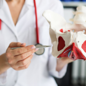 Fizykoterapia dna miednicy w przypadku hipertoniczności dna miednicy: przegląd systematyczny skuteczności leczenia.