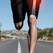 Moc wyprostu nóg u pacjentów z chorobą zwyrodnieniową stawu biodrowego. Badanie przekrojowe